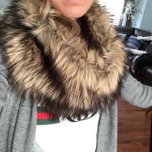 Wrap scarf (faux fur)